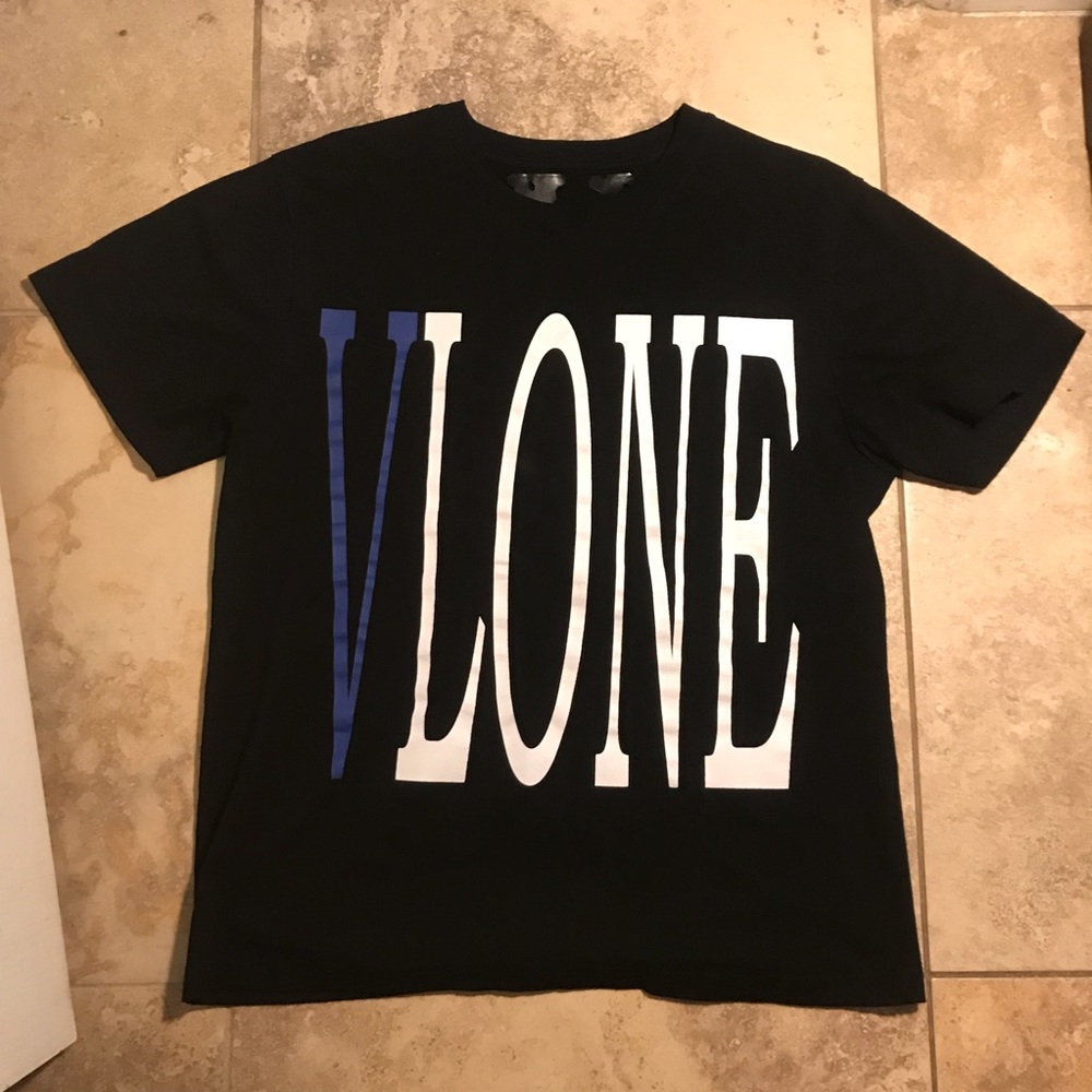 Vlone staple tee
